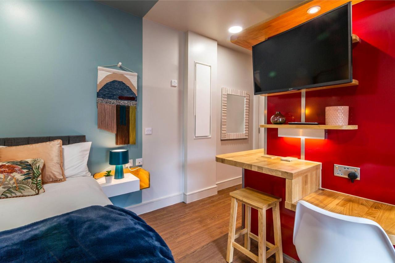 Romantic Getaway Studio Pods Close To City Centre With Free Wifi ダービー エクステリア 写真