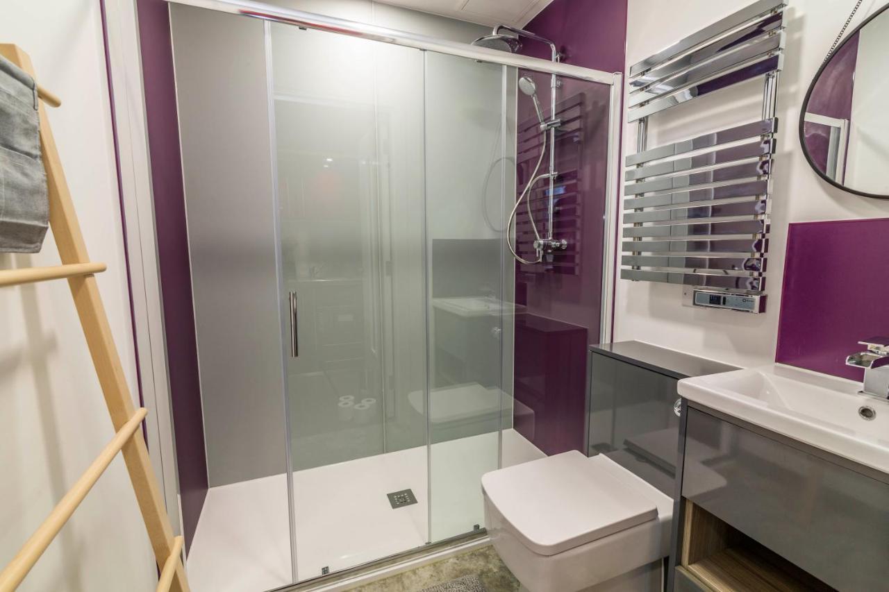 Romantic Getaway Studio Pods Close To City Centre With Free Wifi ダービー エクステリア 写真